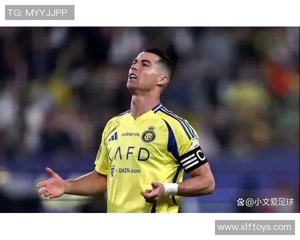 克斯足球明星盘点与成就分析揭示足坛传奇人物风采